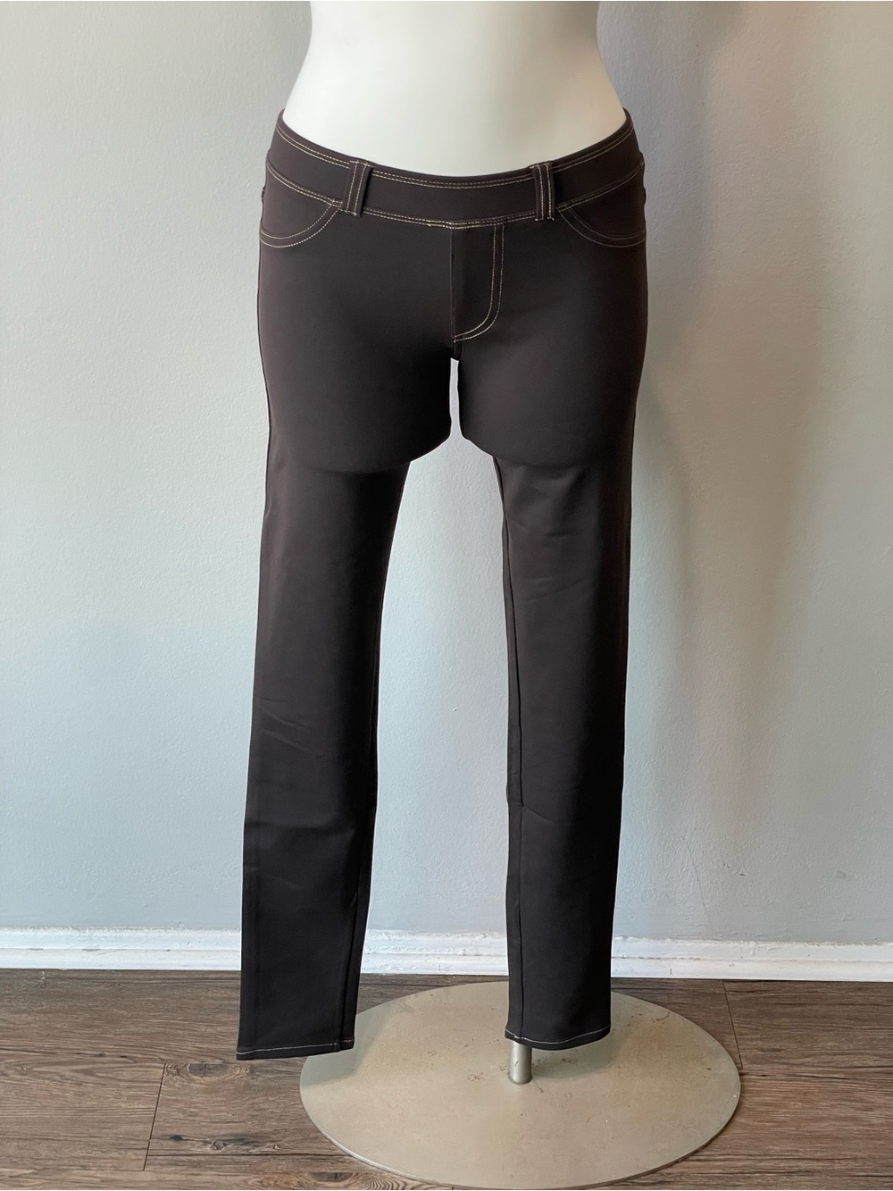 Hard Tail Brown Leggings with Contrast Stitching